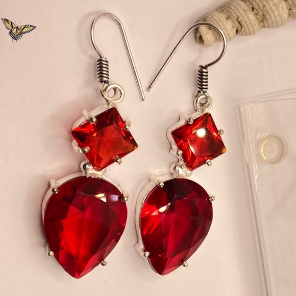 Garnet Gemstone Handmade Dangle Drop Earrings - Picture 2 of 3